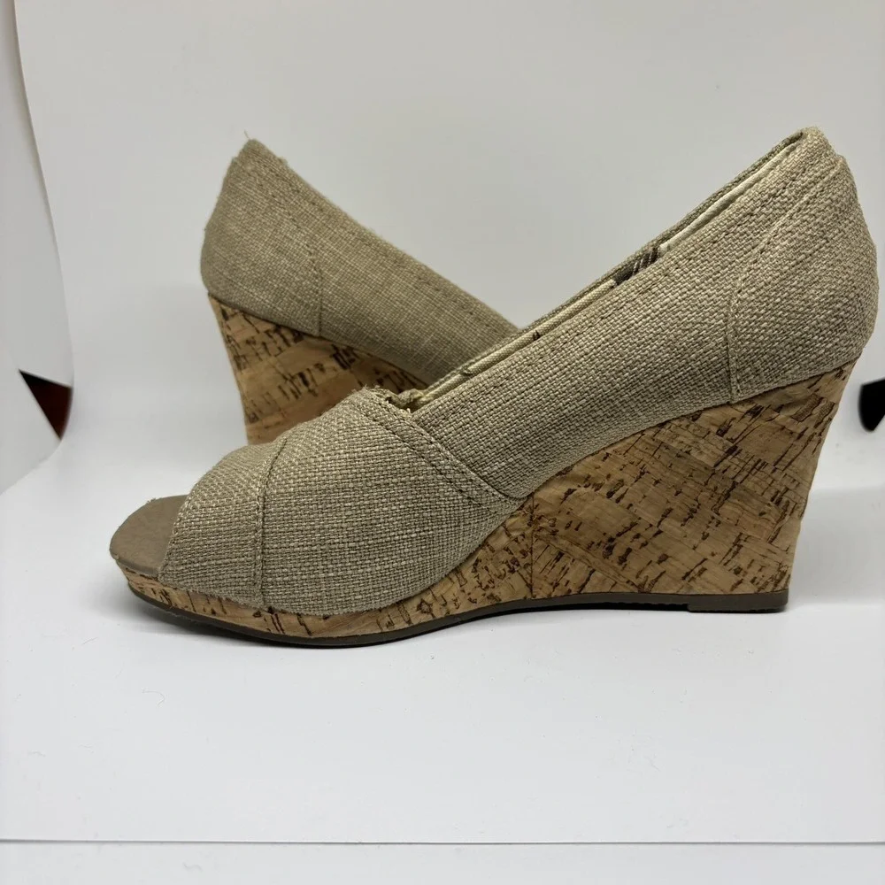 Aloha Island Wedges‎ Shoes Beige Women's Size 7 1/2 M